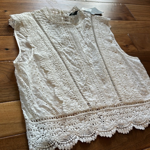 NWT Forever 21 lace cropped festival tank blouse - Picture 4 of 5